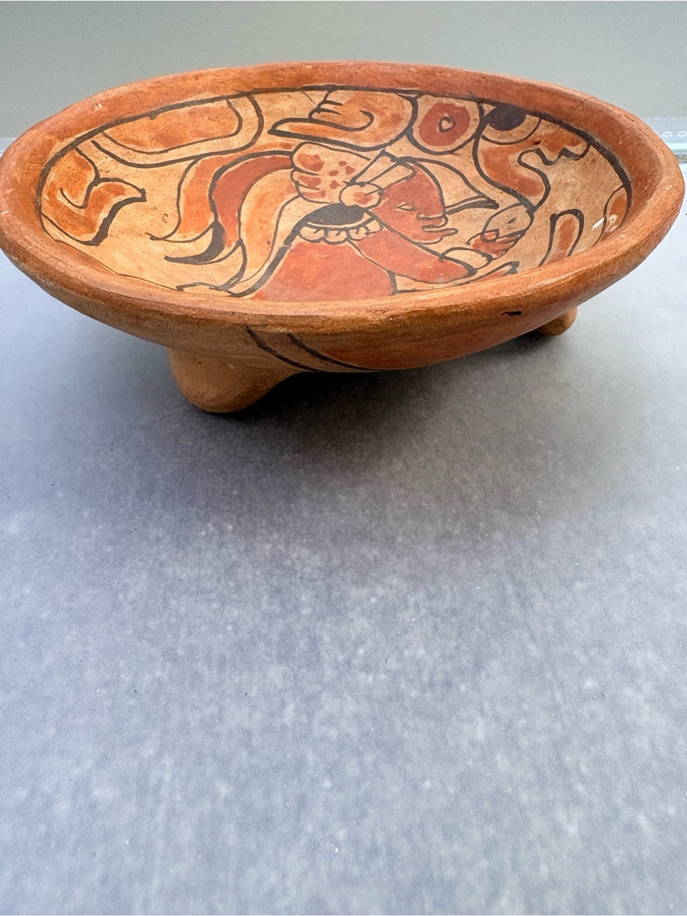 Vintage Hand Painted Mayan Style Tripod Pottery Bowl Folk Art Terracotta 8”Decor
